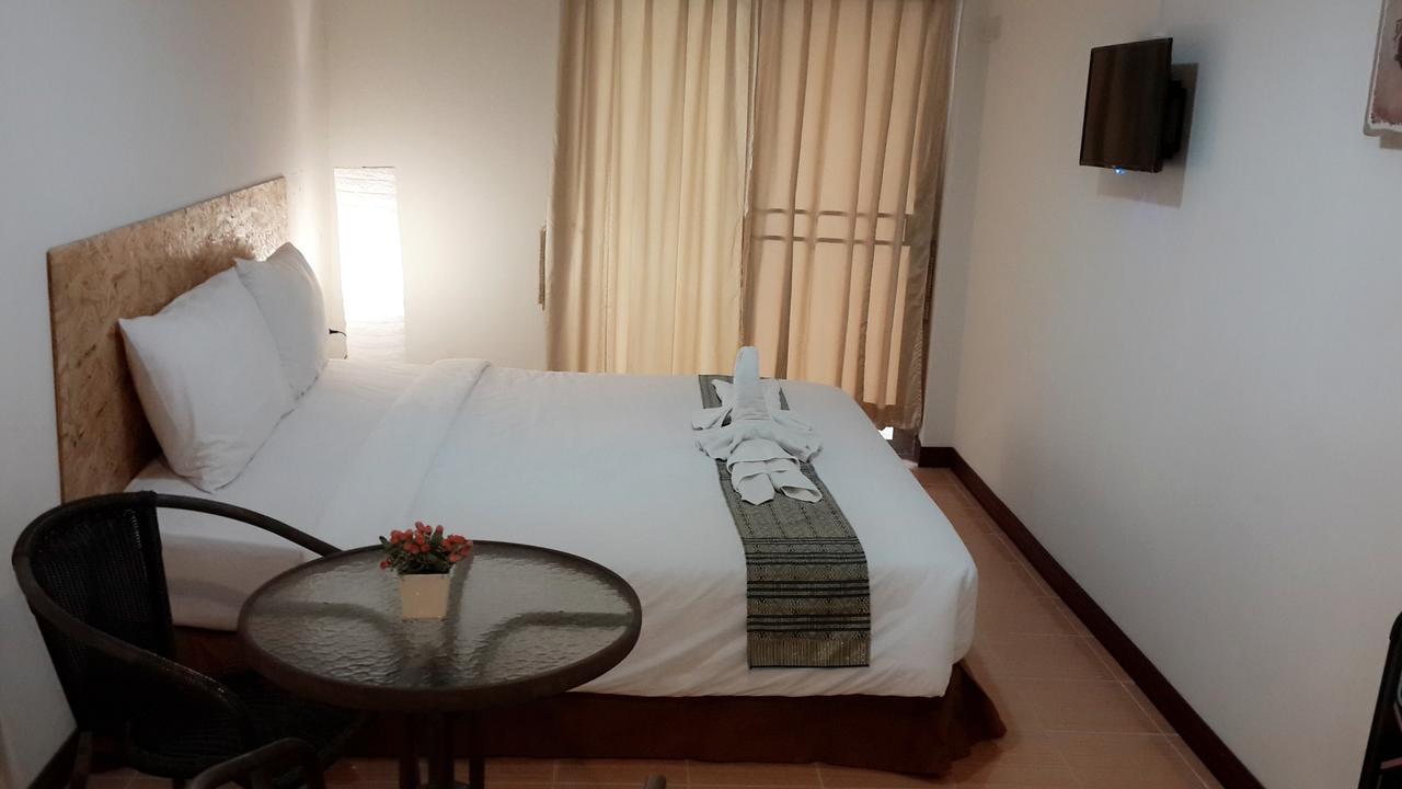 Rinradee Place Buriram Exteriör bild