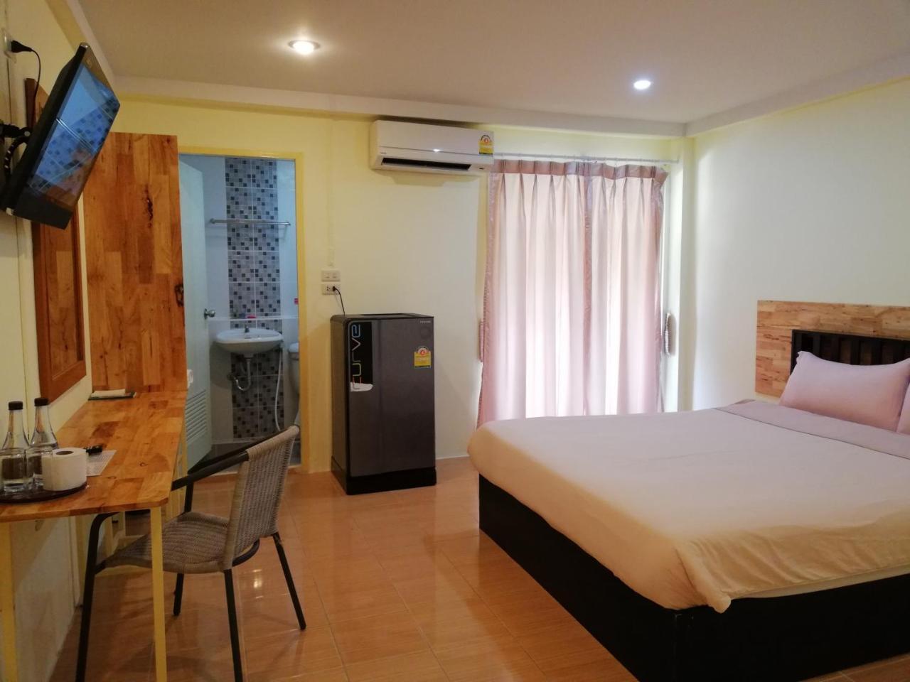 Rinradee Place Buriram Exteriör bild