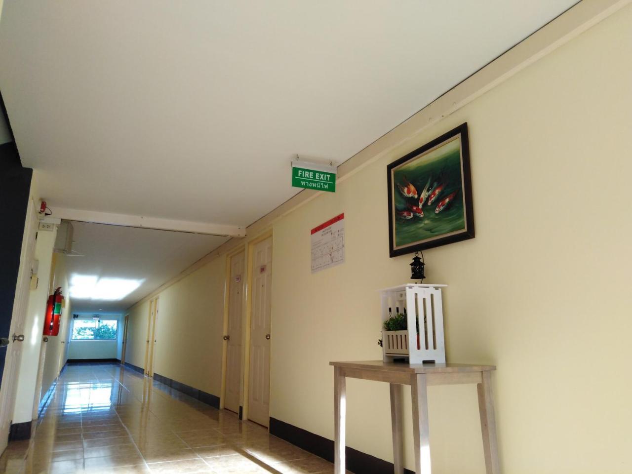 Rinradee Place Buriram Exteriör bild